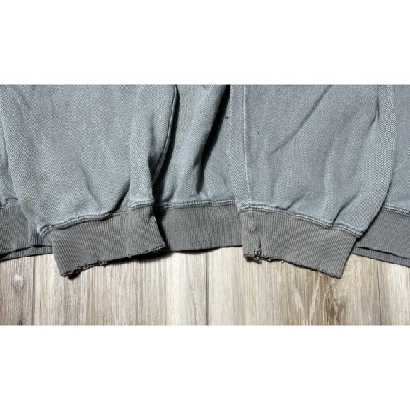 Y2K Gear for Sports “Coors World Class Brewer”Distressed Sweatshirt - Size XL - Picture 3 of 16